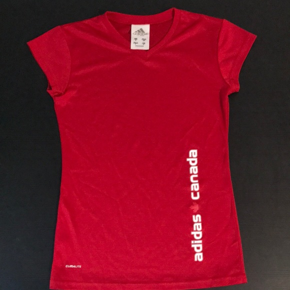 Red adidas climate t-shirt - Picture 1 of 3